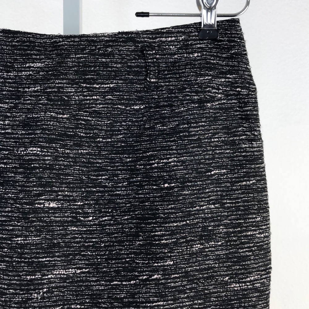 RW&CO. Black Grey Metallic Thread Straight Skirt - Picture 2 of 6